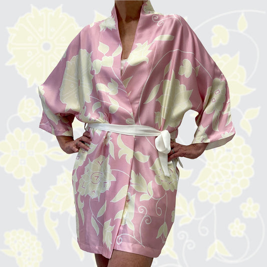 Kimono Silk Robe - Pink With Cream Floral Design