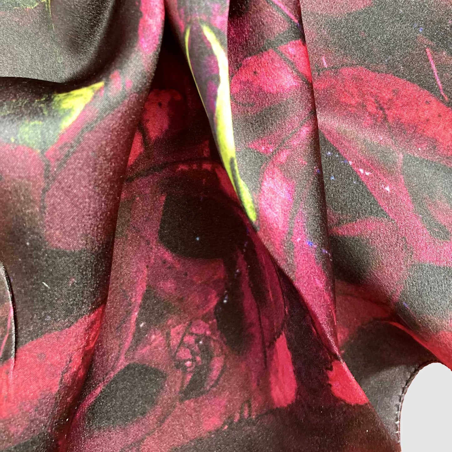 Silk Pocket Square - Red Roses - Machined Hem