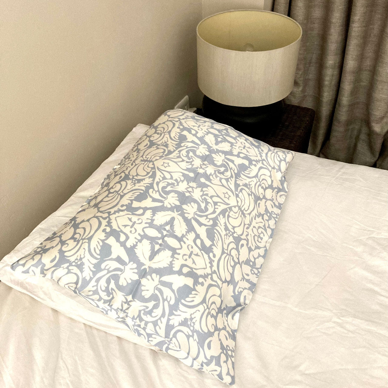 Silk Pillowcase - Pale Blue With White Hummingbird Damask Pattern